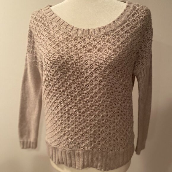 Women's American Eagle Outfitter Cream Sweater Size XS - Picture 1 of 4